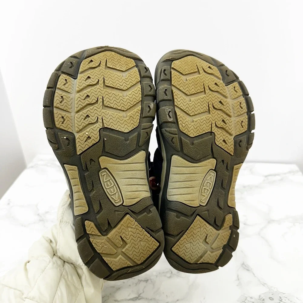 Kids Keen Newport H2 Blue Yellow Washable Water Sandals Size 2 Outdoor Adventure